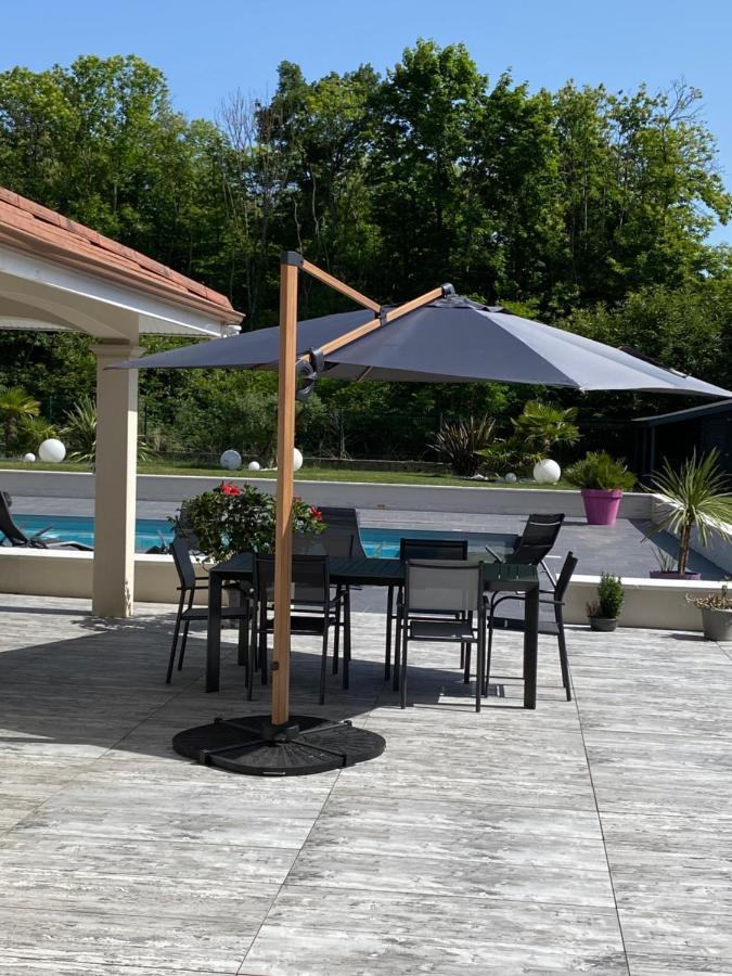 Bed and Breakfast Le Spa De L Albizia Cessieu Экстерьер фото